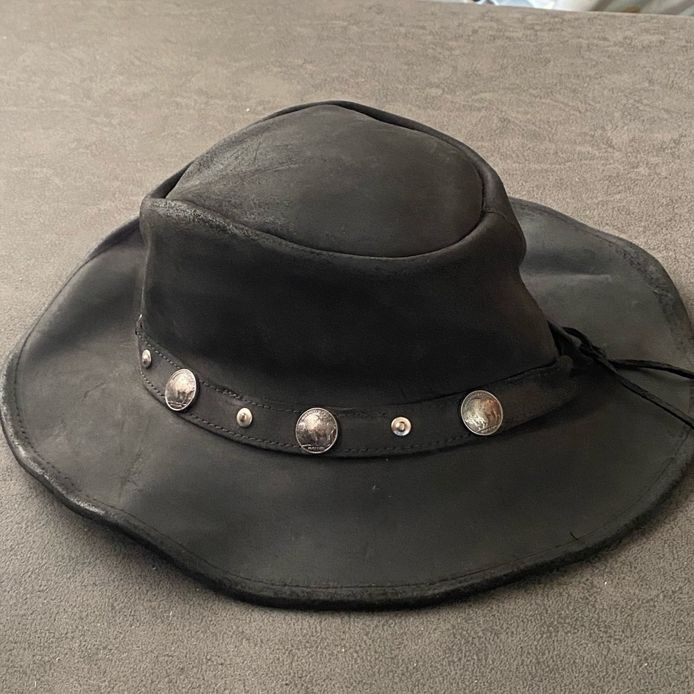 Minnetonka Black and Silver leather Western Hat